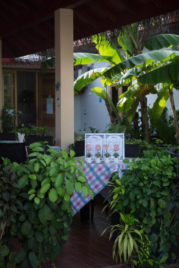 Silk Retreats Thulusdhoo Guest House Εξωτερικό φωτογραφία